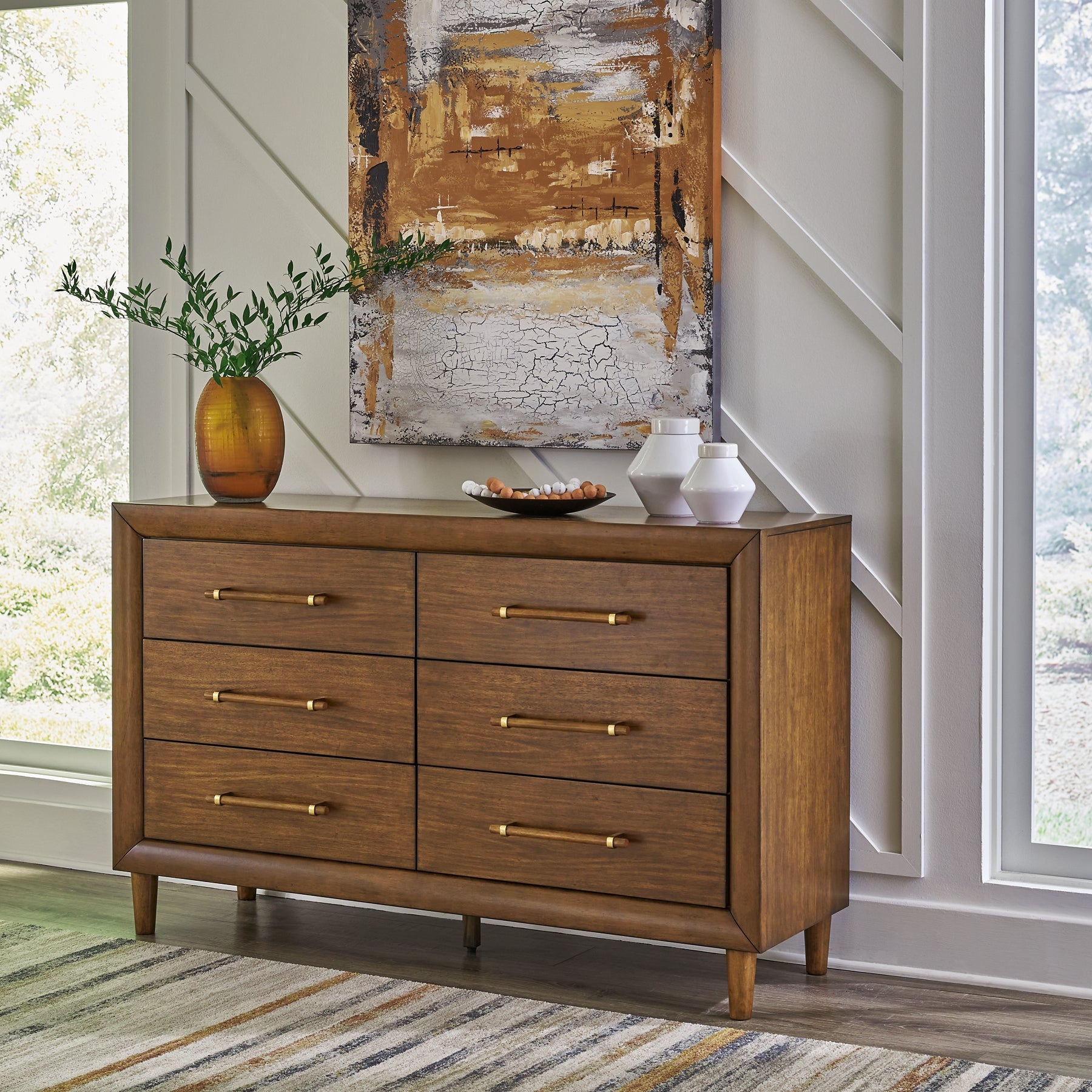 Lyncott Dresser – Taylor's Furniture